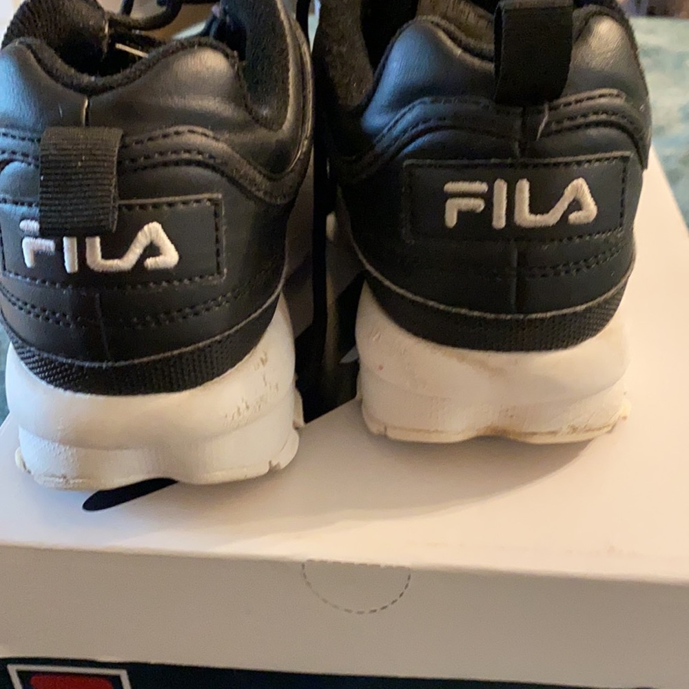 Fila - Picture 6 of 7